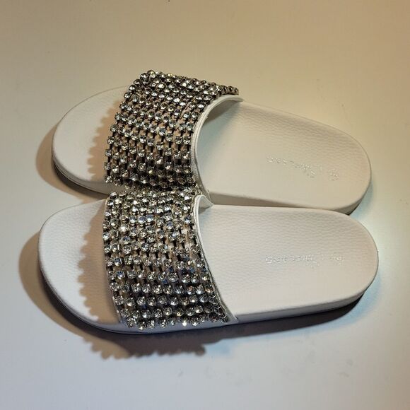 BRAND NEW SHOELAND CHEERFUL RHINESTONES EMBELLISHMENTS SLIDES SANDAL - Picture 9 of 15